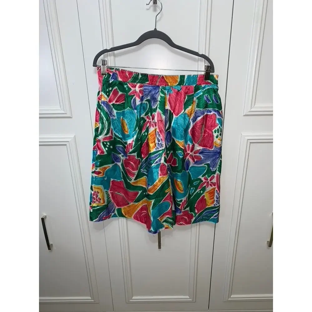 Vintage Russ Studio Women's Floral Shorts Size‎ 8 Multicolor Casual